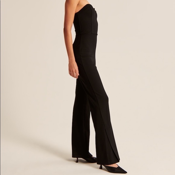 Abercrombie Jumpsuit - Picture 2 of 5